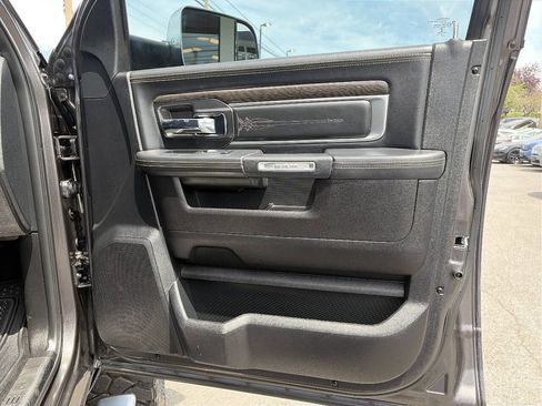 Used 2017 RAM 3500 Limited AWD/4WD image 21