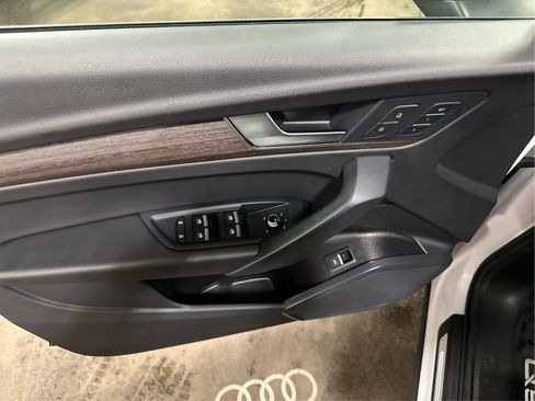 Used 2024 Audi Q5 2.0T Premium image 21