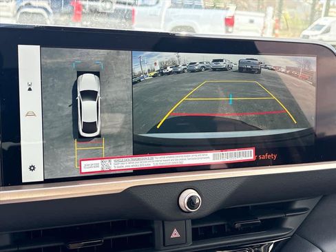 New 2026 Toyota Crown Platinum image 11