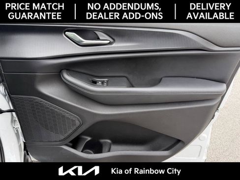 Used 2023 Jeep Grand Cherokee Altitude image 18