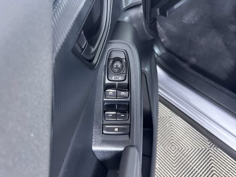 Certified 2025 Subaru Crosstrek 2.5i Premium AWD/4WD image 19