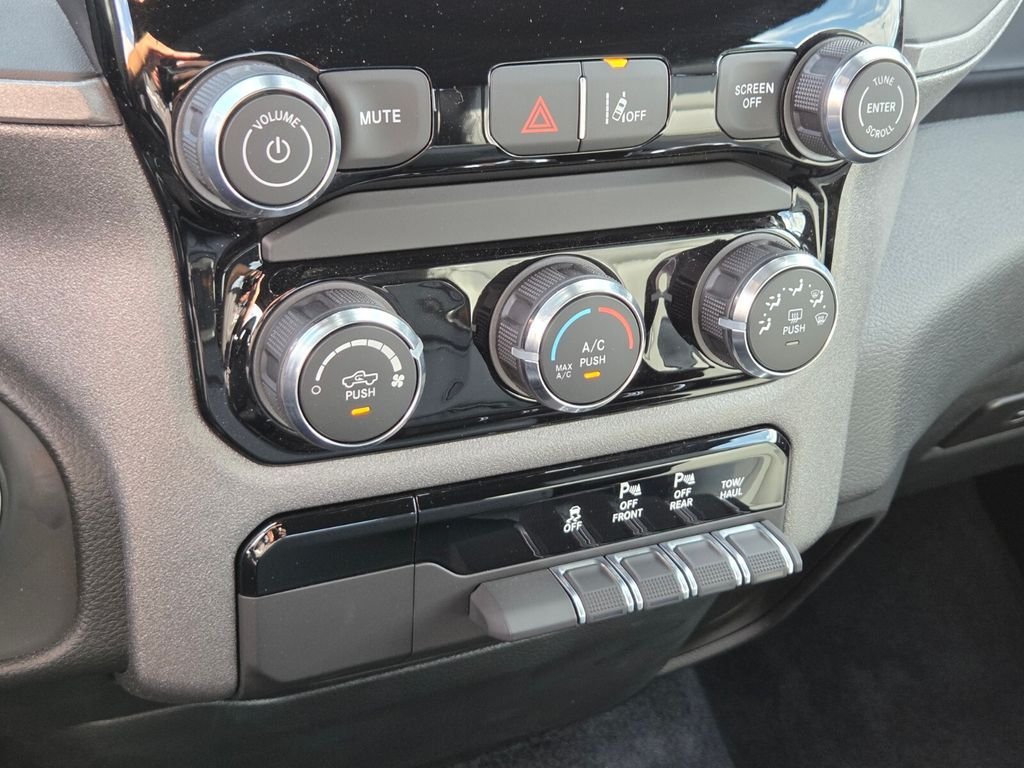 Used 2025 RAM 1500 Tradesman AWD/4WD image 29