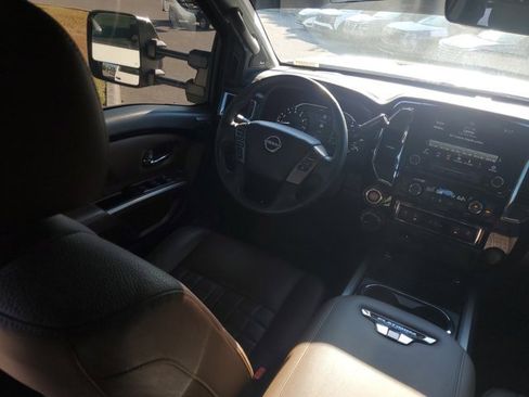 Used 2023 Nissan Titan Platinum Reserve w/ Moonroof Package image 21