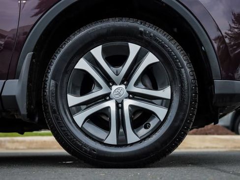 Used 2018 Toyota RAV4 LE w/ All Weather Liner Package AWD/4WD image 13