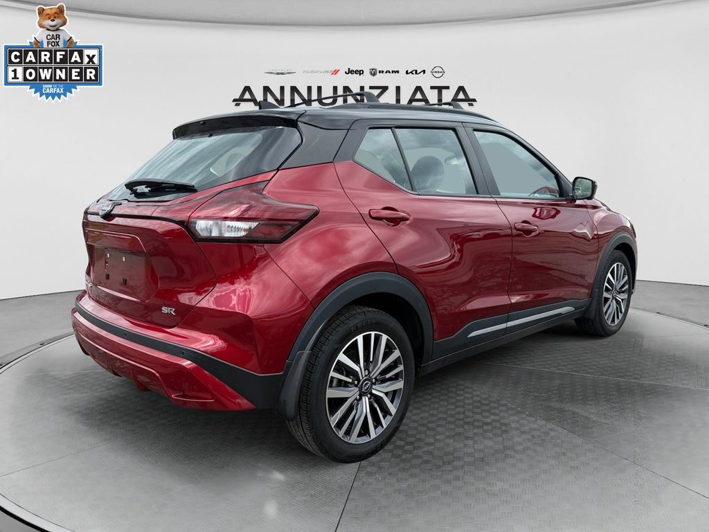 Certified 2023 Nissan Kicks SR w/ SR Premium Package FWD image 5