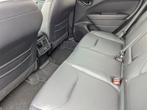 Certified 2025 Subaru Forester Limited image 14