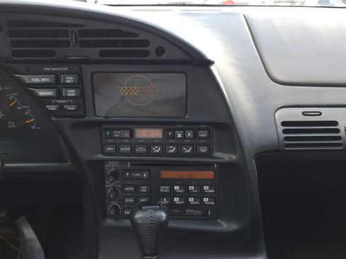 Used 1996 Chevrolet Corvette Coupe RWD image 17