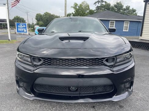 Used 2018 Dodge Charger SRT w/ Harman/Kardon Audio Group RWD image 2