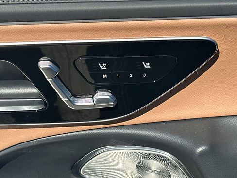 New 2026 Mercedes-Benz E 350 4MATIC Sedan image 12