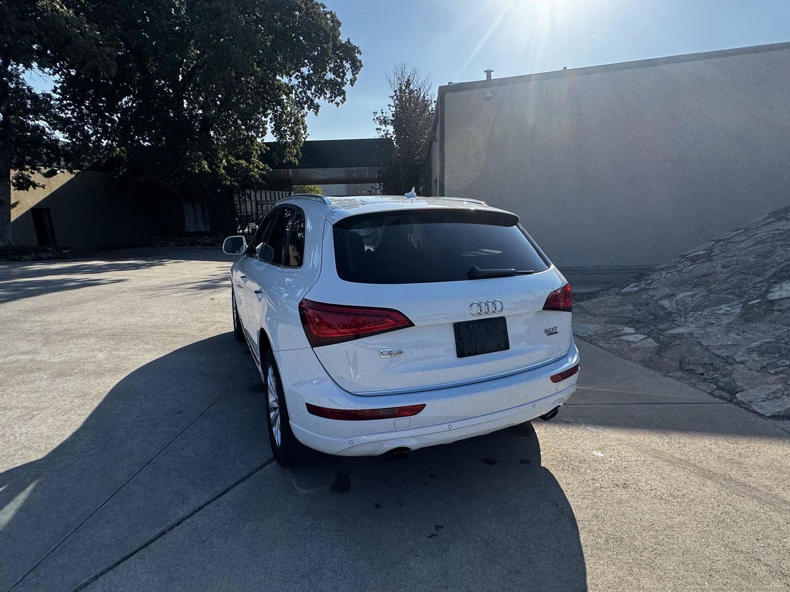Used 2015 Audi Q5 2.0T Premium Plus w/ Technology Package AWD/4WD image 5