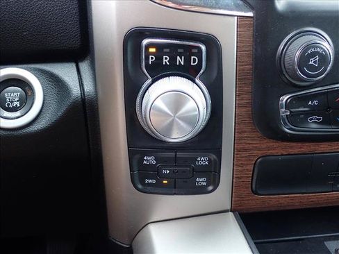Used 2016 RAM 1500 Laramie w/ Convenience Group AWD/4WD image 20