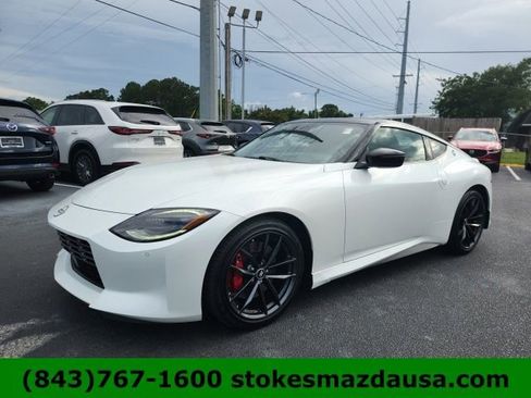 Used 2024 Nissan Z Performance w/ Floor Mat Package RWD image 13