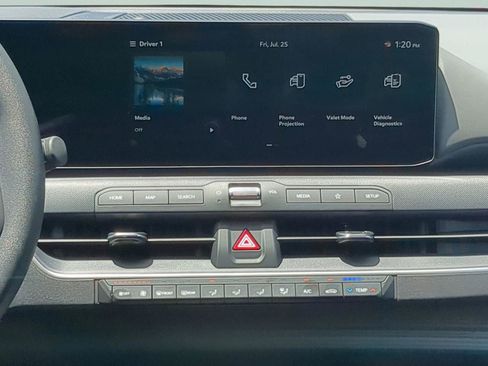 New 2025 Kia K4 LXS image 15