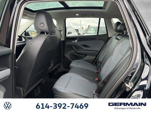 New 2026 Volkswagen Tiguan SE image 15