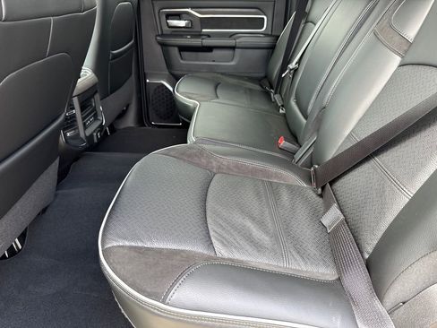 New 2026 RAM 2500 Laramie AWD/4WD image 17