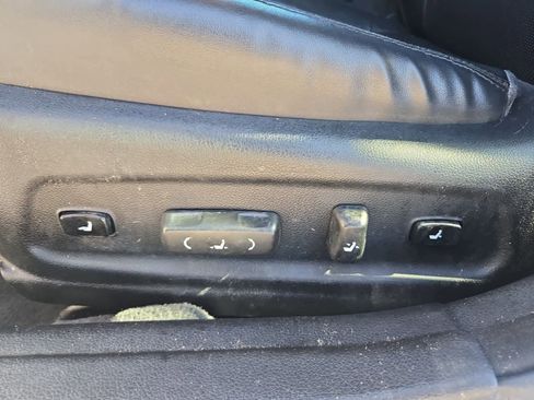 Used 2016 Kia Cadenza Premium w/ Luxury Plus Package image 16