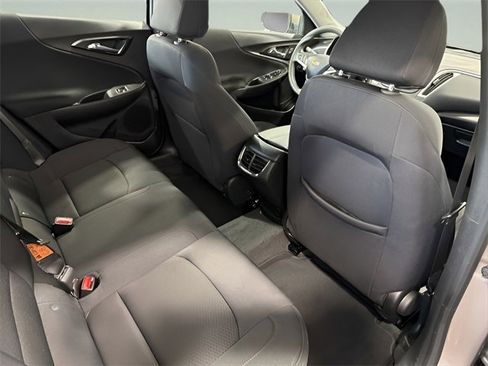 Used 2024 Chevrolet Malibu LT image 31