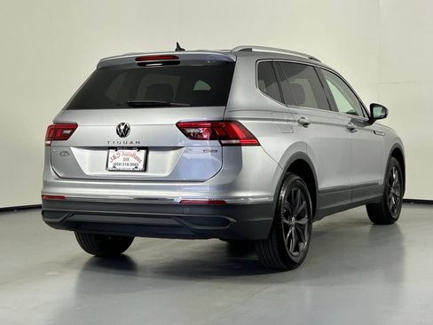 Used 2024 Volkswagen Tiguan SE AWD/4WD image 7