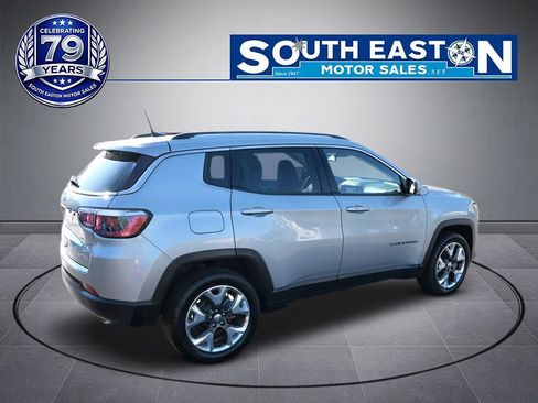 Used 2019 Jeep Compass Limited w/ Safety & Security Group AWD/4WD image 7
