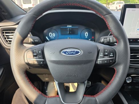Used 2023 Ford Escape ST-Line Select w/ Tech Pack #2 AWD/4WD image 14