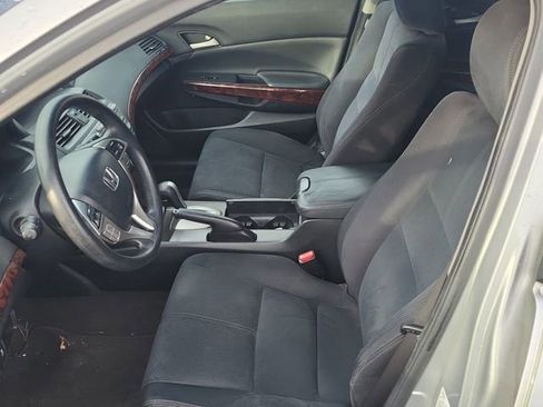 Used 2012 Honda Crosstour EX image 8