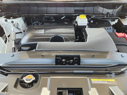Used 2024 Nissan Pathfinder Platinum FWD image 33