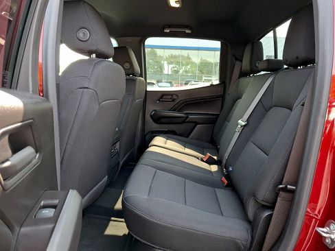 Used 2024 Chevrolet Colorado Trail Boss w/ Advanced Trailering Package AWD/4WD image 10