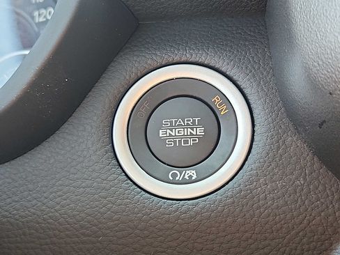 New 2026 RAM 1500 Big Horn AWD/4WD image 14