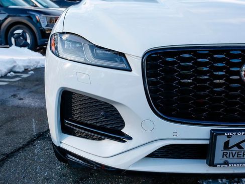 Used 2022 Jaguar F-PACE S image 14