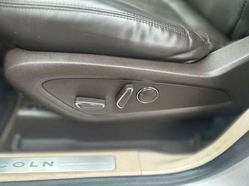 Used 2017 Lincoln MKC Reserve w/ Technology Package AWD/4WD image 14
