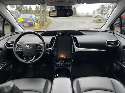 Used 2020 Toyota Prius Prime Limited image 13