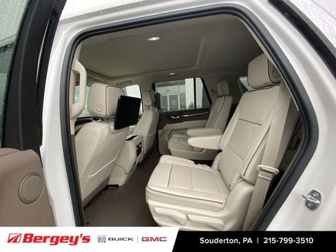 Used 2021 GMC Yukon Denali w/ LPO, Illumination Package image 15