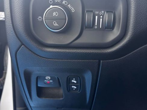 Used 2022 RAM 1500 Laramie w/ Sport Appearance Package image 15