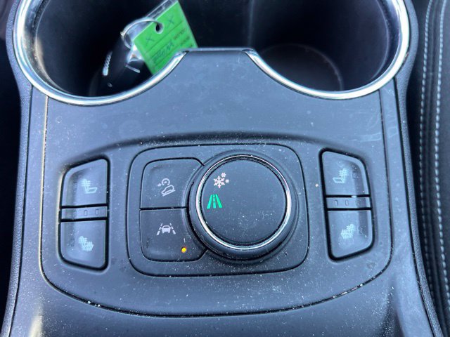 Used 2023 GMC Terrain SLE w/ Driver Convenience Package FWD image 30