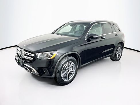 Used 2022 Mercedes-Benz GLC 300 GLC 300 w/ Premium Package Lite image 3