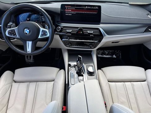 Certified 2023 BMW 540i w/ Executive Package image 27