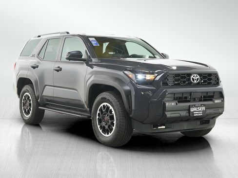 Used 2025 Toyota 4Runner TRD Sport AWD/4WD image 7
