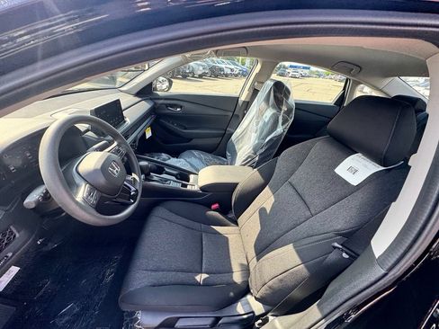 New 2026 Honda Accord LX image 9