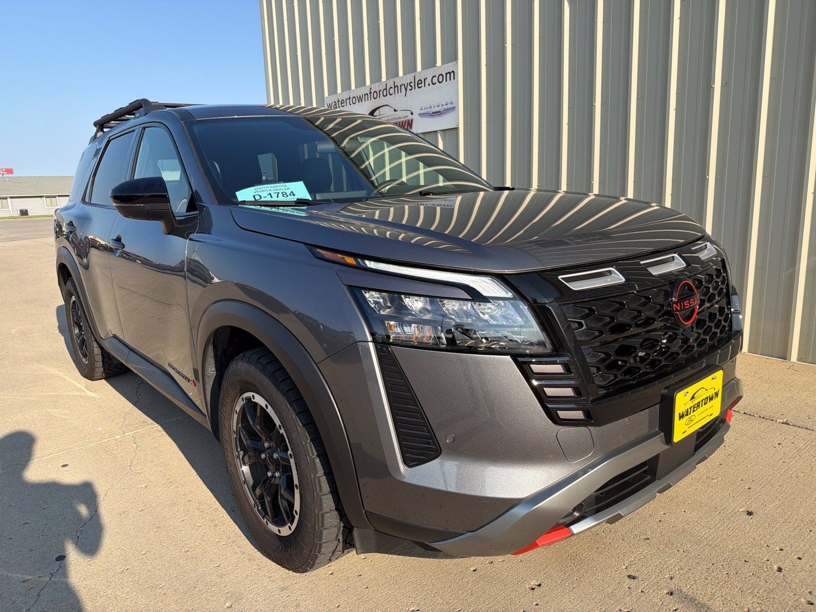 Used 2026 Nissan Pathfinder Rock Creek AWD/4WD image 2