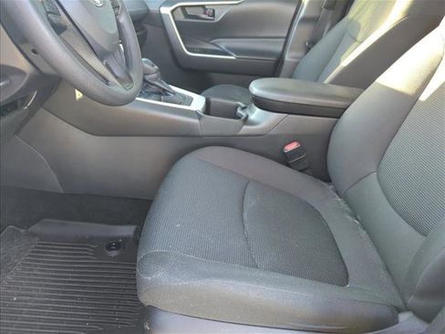 Used 2023 Toyota RAV4 LE image 9