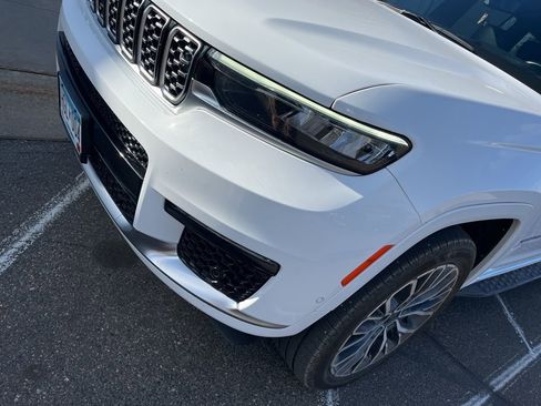 Used 2021 Jeep Grand Cherokee L Summit image 12