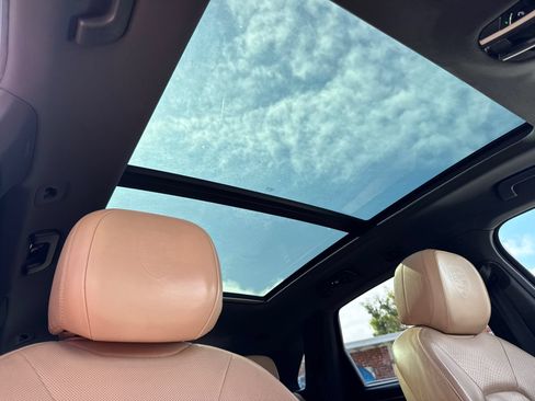 Used 2019 Porsche Cayenne AWD/4WD image 10