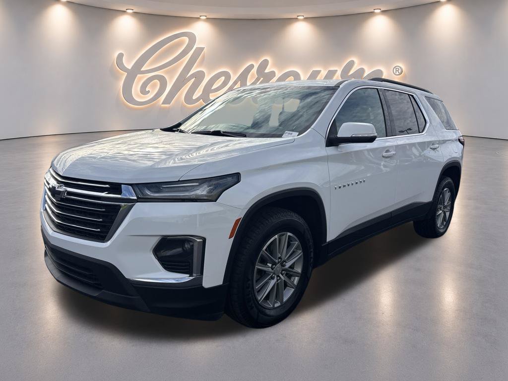Used 2023 Chevrolet Traverse LT FWD image 1