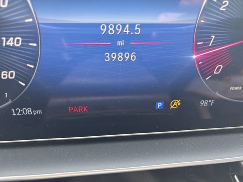 Used 2024 Mercedes-Benz GLS 450 4MATIC image 21