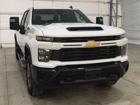 Certified 2025 Chevrolet Silverado 2500 Custom w/ Custom Value Package AWD/4WD image 7