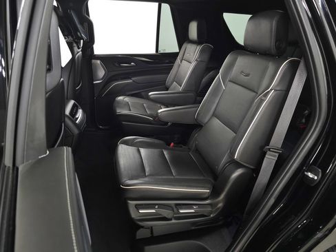 Used 2023 Cadillac Escalade Sport w/ LPO, ONYX Package AWD/4WD image 41