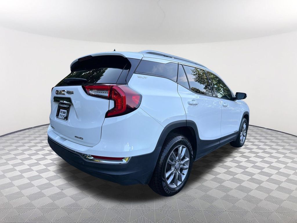 Used 2022 GMC Terrain SLT AWD/4WD image 5