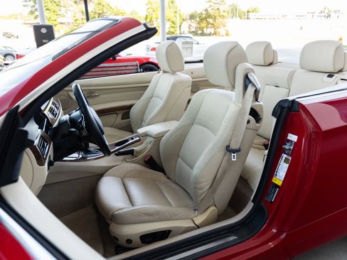 Used 2008 BMW 328i Convertible RWD image 19