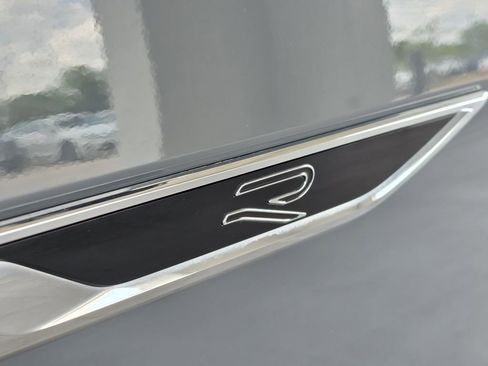 Used 2025 Volkswagen Atlas SEL Premium R-Line image 7