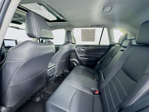 Used 2025 Toyota RAV4 XLE Premium image 19